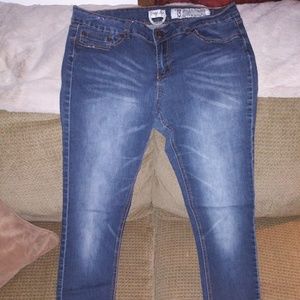 Stretch Skinny Jeans
